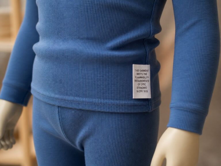 What Do Newborns Wear to Bed? The One-Layer Rule Explained